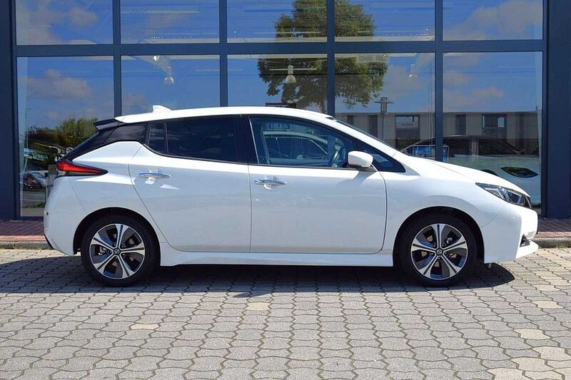 Nissan Leaf ZE1 Acenta Winter Navi SH Kamera