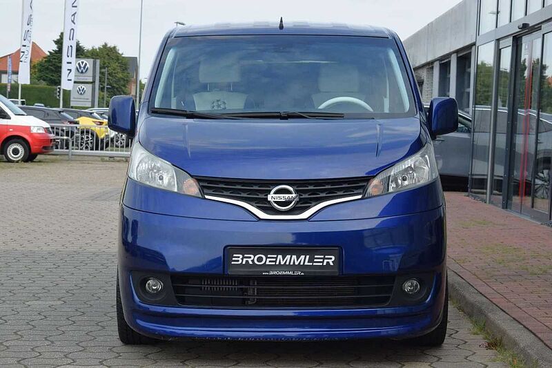 Nissan Evalia Fan Van Champions League